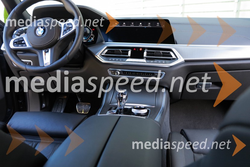 BMW X5 xDrive45e, Mediaspeed test