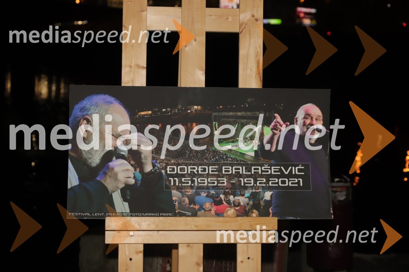 Maribor prižgal svečke Balaševiću v spomin