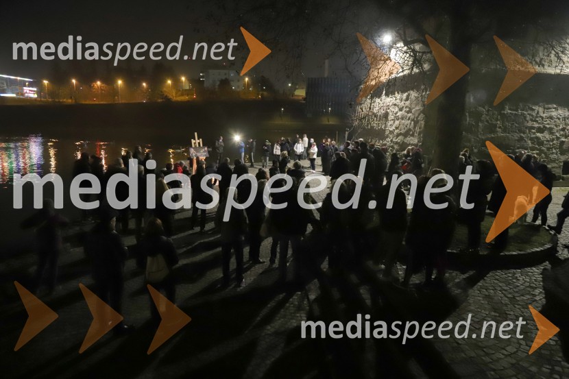 Maribor prižgal svečke Balaševiću v spomin