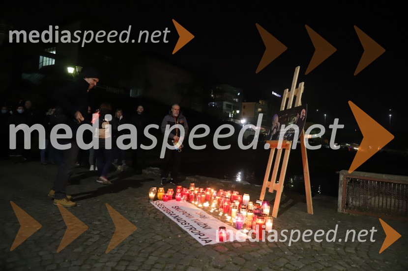 Maribor prižgal svečke Balaševiću v spomin