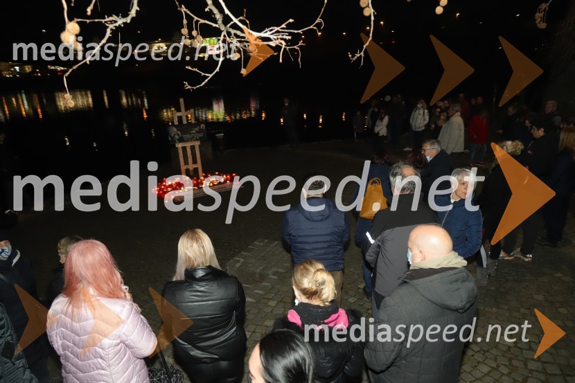 Maribor prižgal svečke Balaševiću v spomin