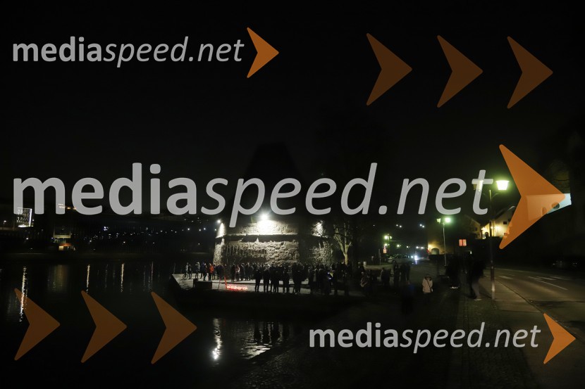 Maribor prižgal svečke Balaševiću v spomin