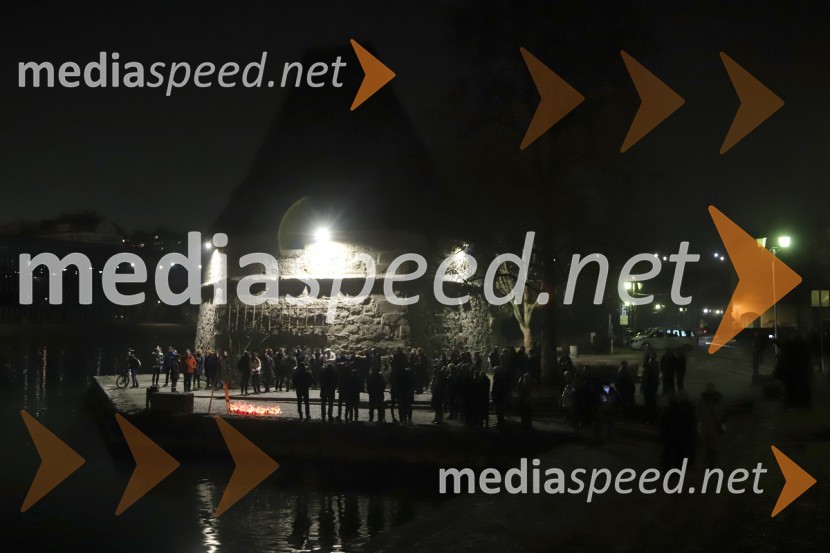 Maribor prižgal svečke Balaševiću v spomin