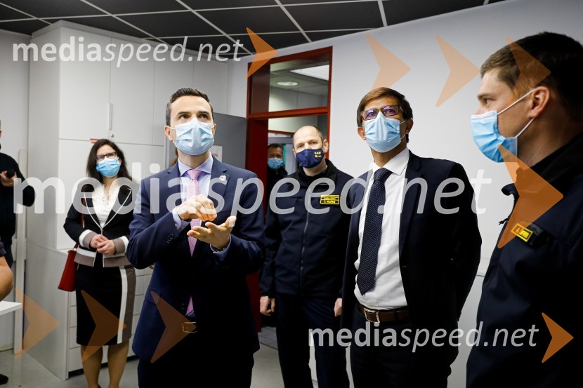 Minister Tonin obiskal MO Kranj