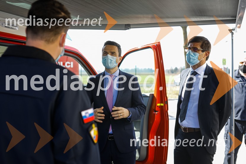 Minister Tonin obiskal MO Kranj