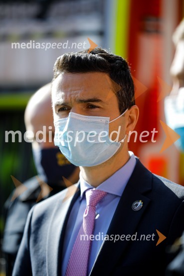 Minister Tonin obiskal MO Kranj