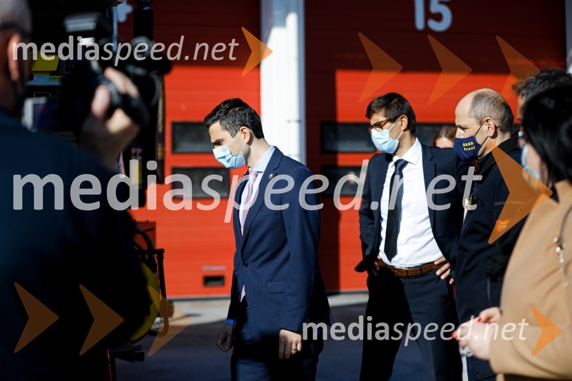 Minister Tonin obiskal MO Kranj