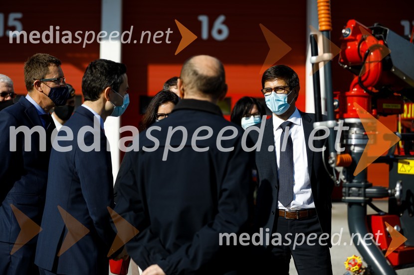 Minister Tonin obiskal MO Kranj