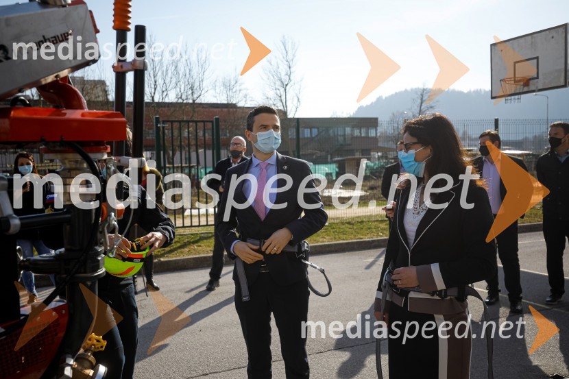 Minister Tonin obiskal MO Kranj
