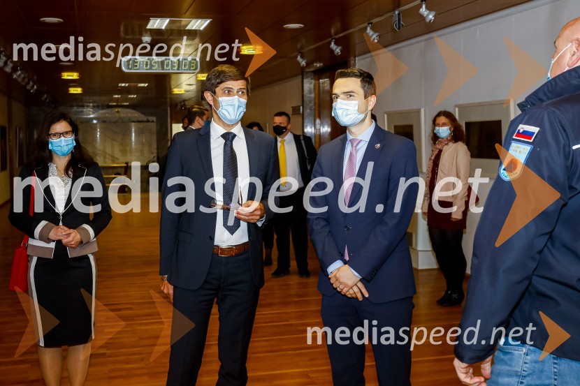 Minister Tonin obiskal MO Kranj