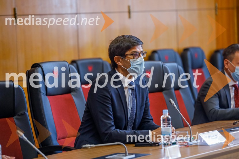 Minister Tonin obiskal MO Kranj