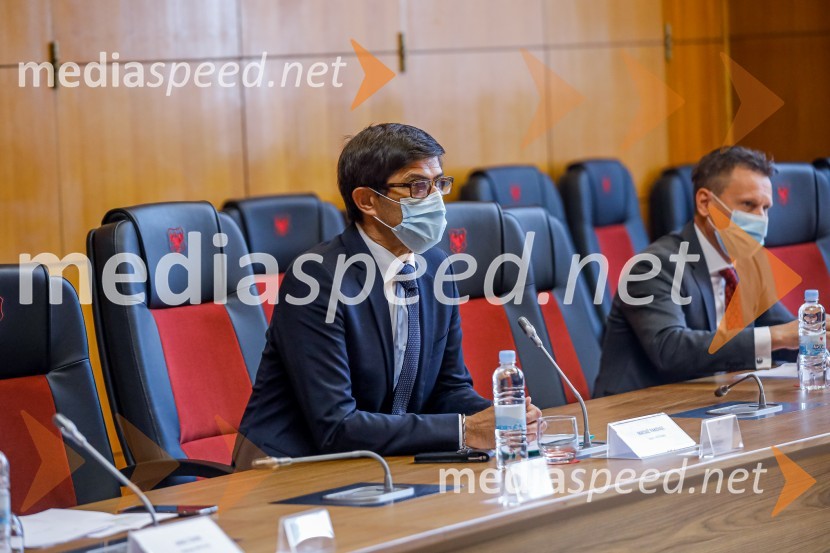 Minister Tonin obiskal MO Kranj