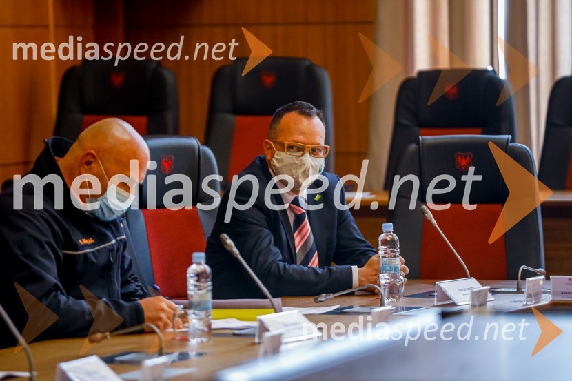 Minister Tonin obiskal MO Kranj