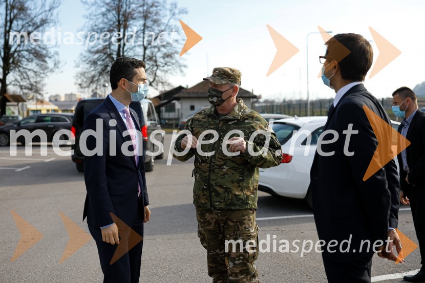 Minister Tonin obiskal MO Kranj