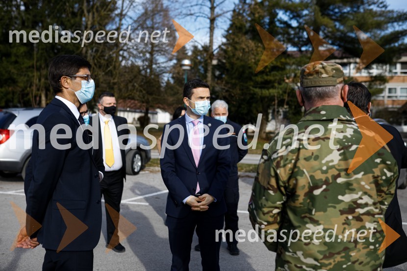 Minister Tonin obiskal MO Kranj