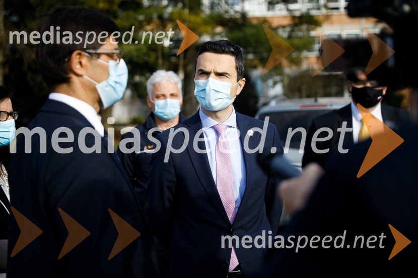 Minister Tonin obiskal MO Kranj