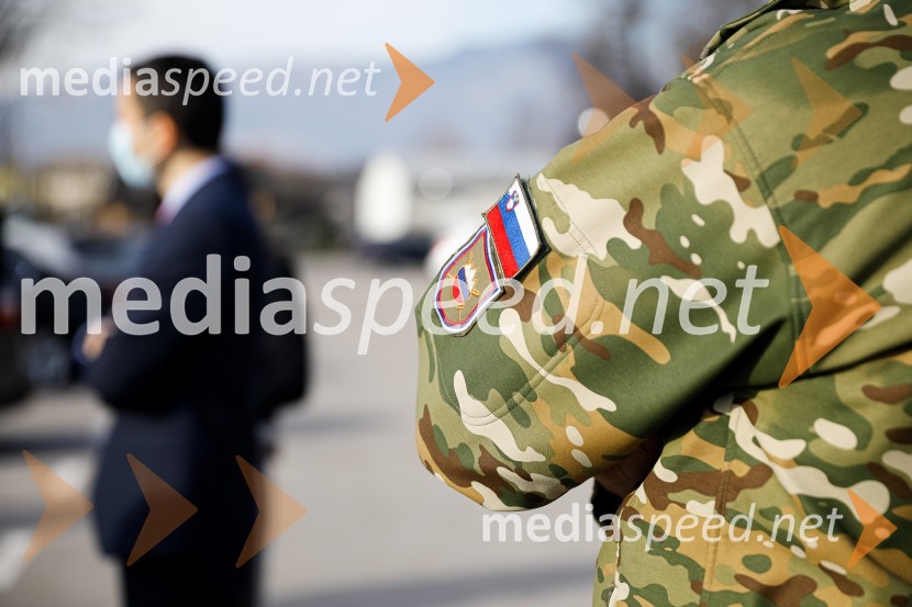 Minister Tonin obiskal MO Kranj