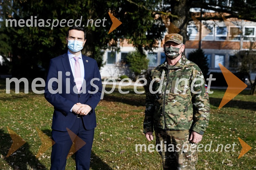Minister Tonin obiskal MO Kranj