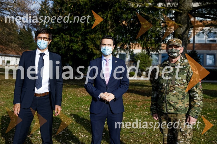 Minister Tonin obiskal MO Kranj