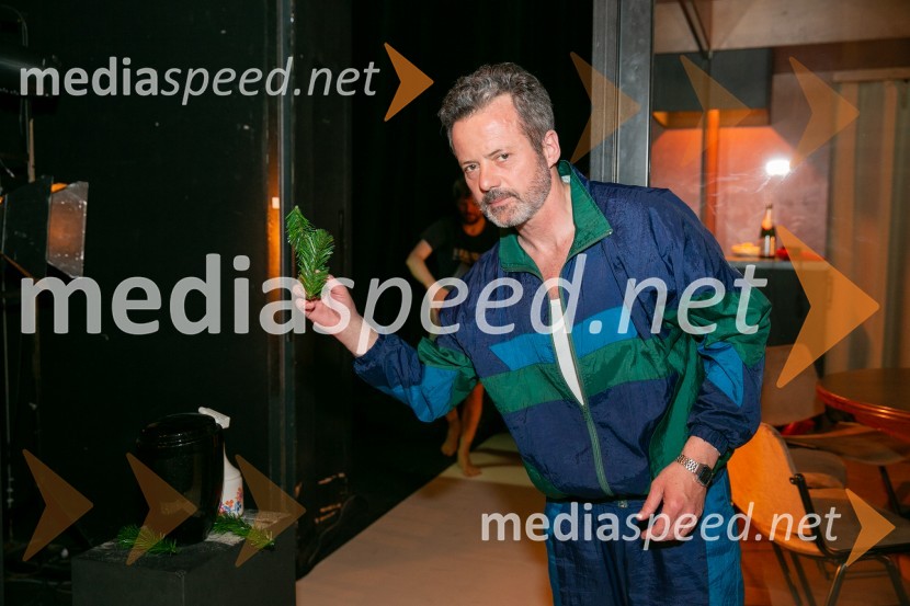  Vojko Belšak, igralecSkupaj sami, premiera drame SNG Maribor