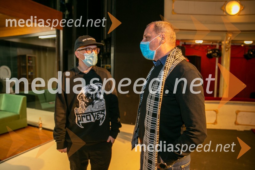  Nejc Gazvoda, filmski režiser in pisatelj;  Danilo Rošker, direktor SNG MariborSkupaj sami, premiera drame SNG Maribor
