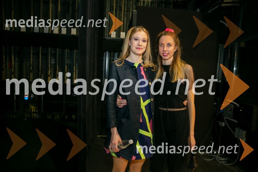  Julija Klavžar, igralka;  Nina  Kuclar Stiković, dramaturginjaSkupaj sami, premiera drame SNG Maribor