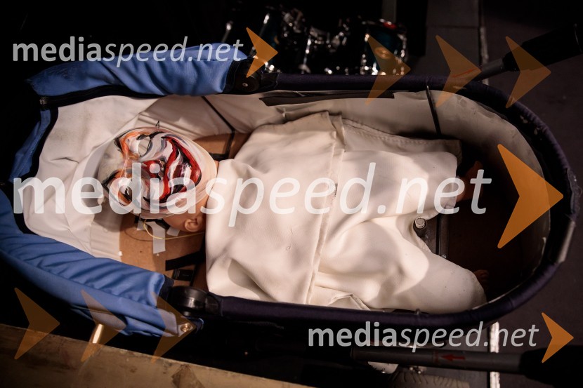 Nasprotje stvari, predstava, Slovensko mladinsko gledališče