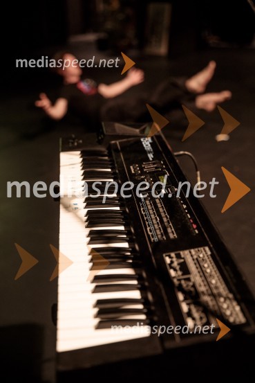 Nasprotje stvari, predstava, Slovensko mladinsko gledališče