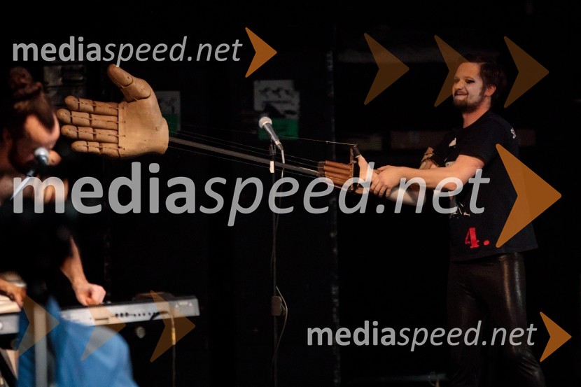 Nasprotje stvari, predstava, Slovensko mladinsko gledališče