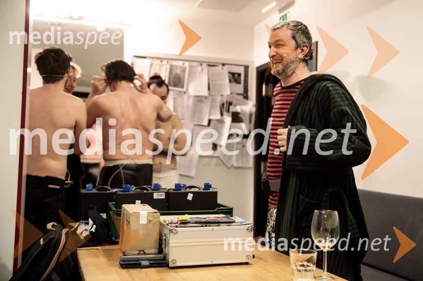 Nasprotje stvari, predstava, Slovensko mladinsko gledališče