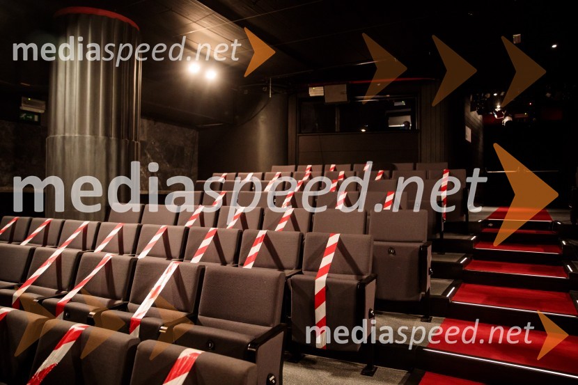 Nasprotje stvari, predstava, Slovensko mladinsko gledališče