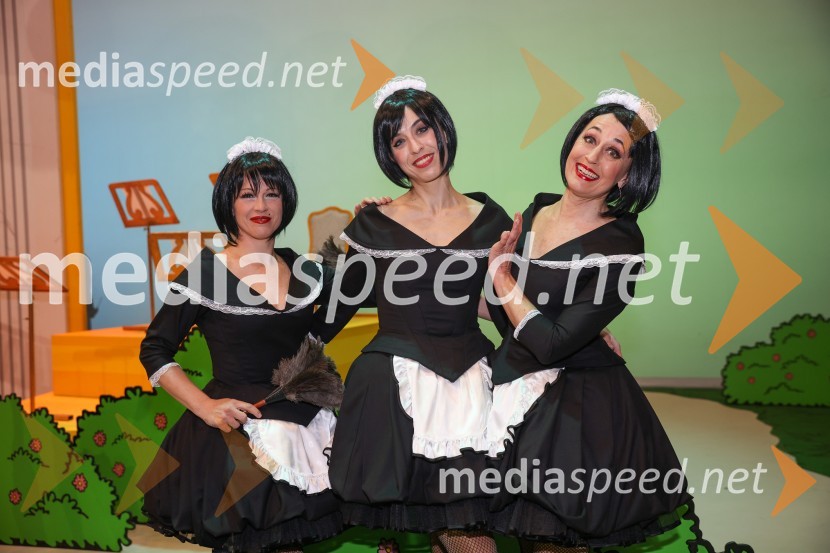  Metka Masten, baletna plesalka;  Hristina Stoycheva, baletna plesalka;  Helena  Klasič, baletna plesalkaHči polka, premiera komične opere, SNG Maribor