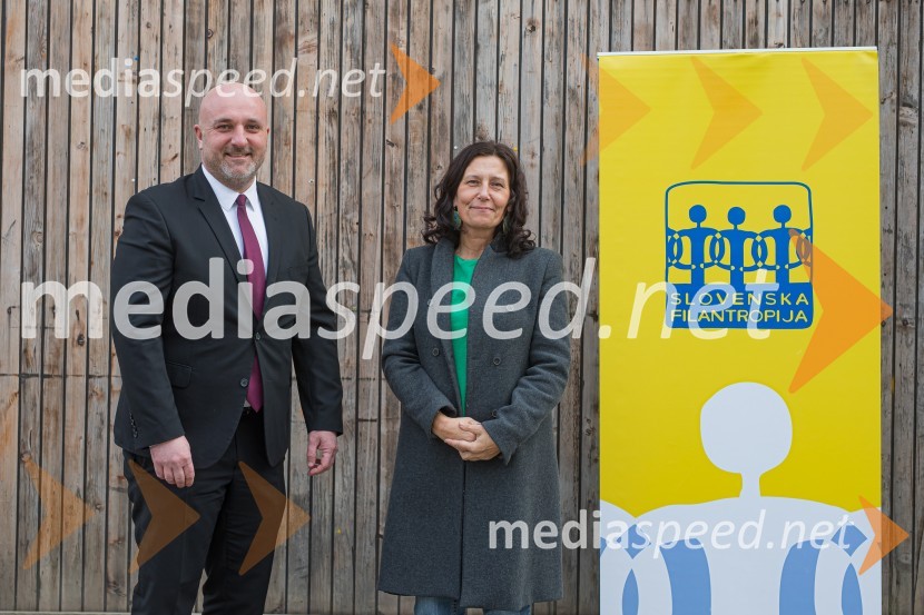 Pričarajmo nasmeh na obraz