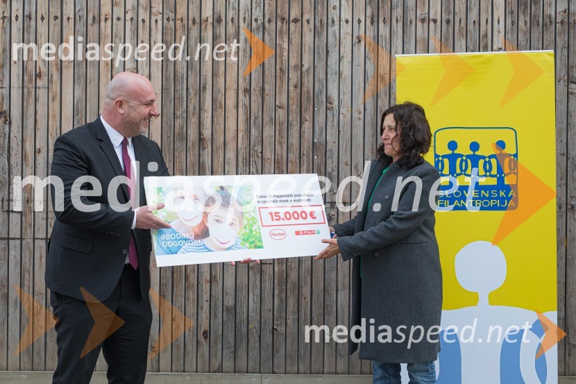 Pričarajmo nasmeh na obraz