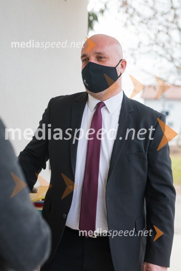 Pričarajmo nasmeh na obraz