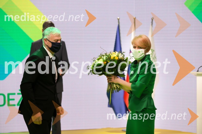  Borut Nejc Razgoršek, stranka Naša dežela; dr. Aleksandra Pivec, stranka Naša dežela, predsednicaNaša dežela, ustanovitvena seja stranke Aleksandre Pivec