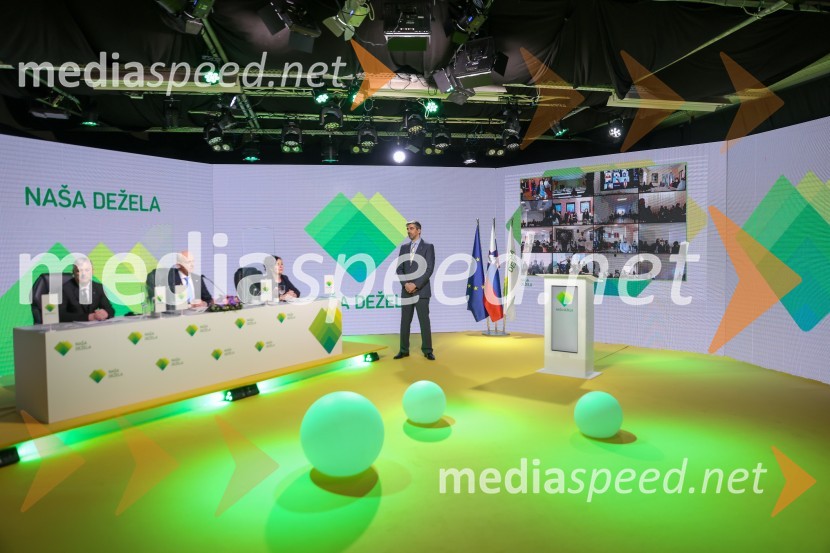 Naša dežela, ustanovitvena seja stranke Aleksandre Pivec