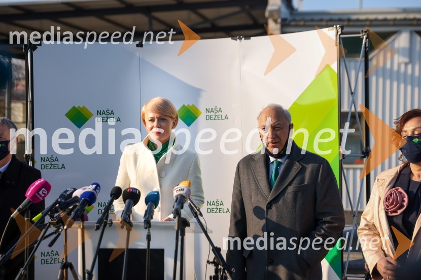 dr. Aleksandra Pivec, stranka Naša dežela, predsednica;  Janez Ujčič, stranka Naša deželaNaša dežela, ustanovitvena seja stranke Aleksandre Pivec