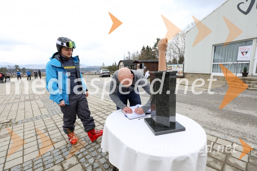 7. Kros za Puklovo roko