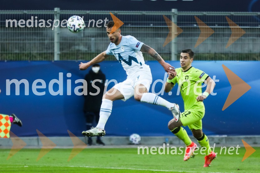Skupina: U-21 – evropsko prvenstvo v nogometu: Slovenija - Češka in Španija - Italija