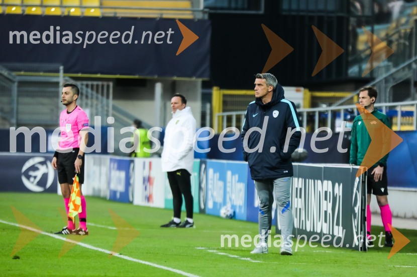 Skupina: U-21 – evropsko prvenstvo v nogometu: Slovenija - Češka in Španija - Italija