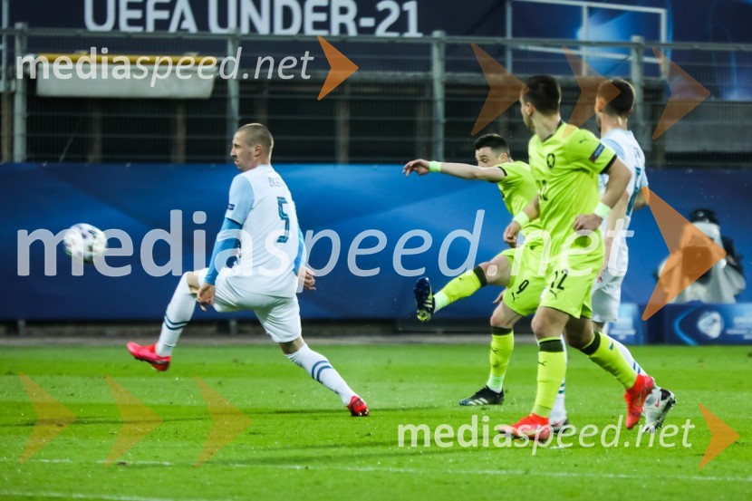 Skupina: U-21 – evropsko prvenstvo v nogometu: Slovenija - Češka in Španija - Italija