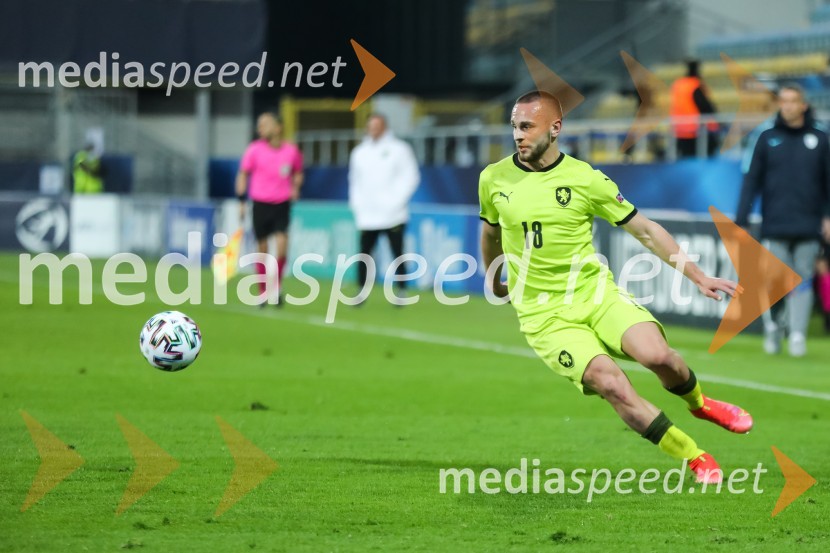Skupina: U-21 – evropsko prvenstvo v nogometu: Slovenija - Češka in Španija - Italija