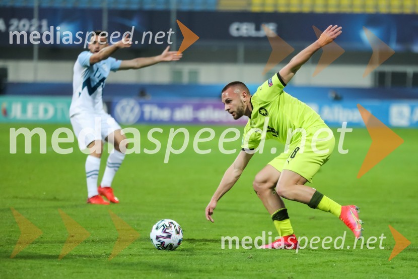 Skupina: U-21 – evropsko prvenstvo v nogometu: Slovenija - Češka in Španija - Italija