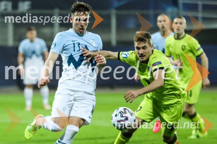Skupina: U-21 – evropsko prvenstvo v nogometu: Slovenija - Češka in Španija - Italija