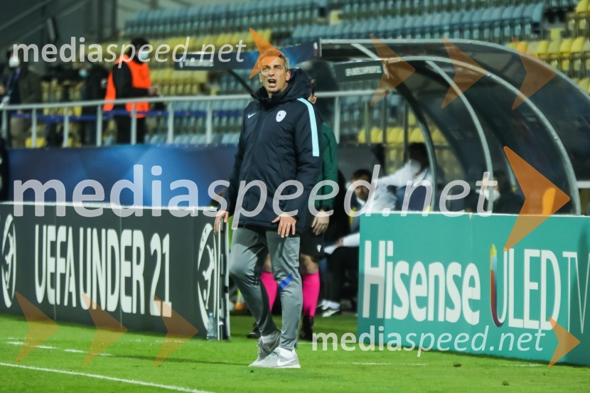 Skupina: U-21 – evropsko prvenstvo v nogometu: Slovenija - Češka in Španija - Italija
