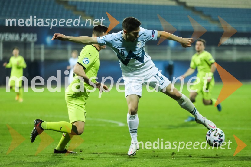 Skupina: U-21 – evropsko prvenstvo v nogometu: Slovenija - Češka in Španija - Italija