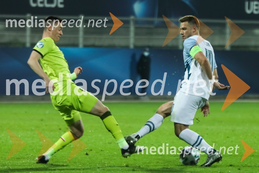 Skupina: U-21 – evropsko prvenstvo v nogometu: Slovenija - Češka in Španija - Italija