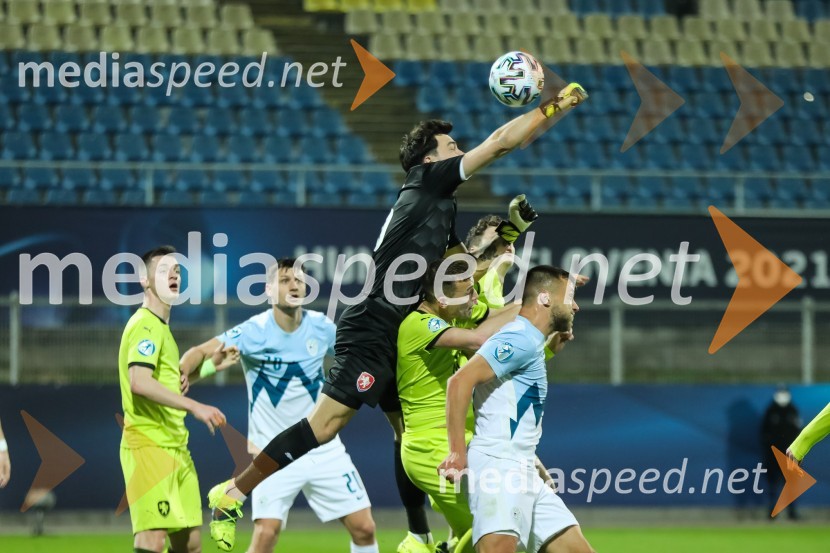 Skupina: U-21 – evropsko prvenstvo v nogometu: Slovenija - Češka in Španija - Italija