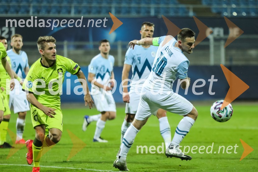 Skupina: U-21 – evropsko prvenstvo v nogometu: Slovenija - Češka in Španija - Italija